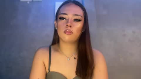 trexie_fucks15 online show from June 25, 2026, 2:11 am