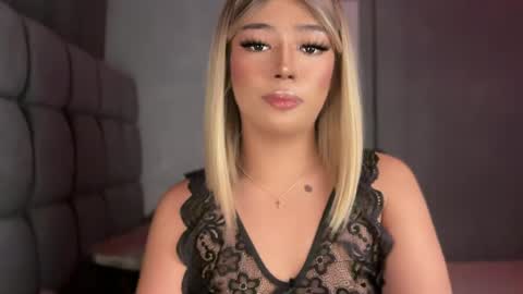 trexie_fucks15 online show from July 20, 2026, 1:46 pm