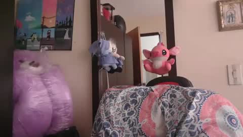Snapshot of triana_bell chatting on April 6, 2026, 4:30 pm triana_bell online show from April 6, 2026, 4:30 pm
