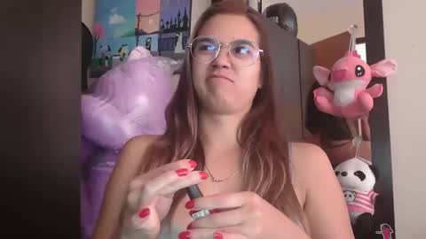 Snapshot of triana_bell chatting on April 26, 2026, 4:26 pm triana_bell online show from April 26, 2026, 4:26 pm