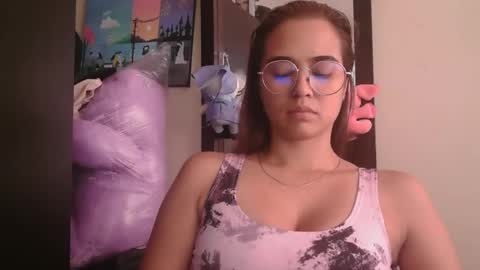 Snapshot of triana_bell chatting on May 1, 2026, 5:39 pm triana_bell online show from May 1, 2026, 5:39 pm