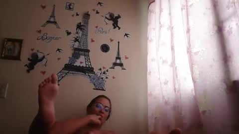 Snapshot of triana_bell chatting on May 12, 2026, 4:37 pm triana_bell online show from May 12, 2026, 4:37 pm