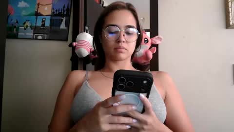 Snapshot of triana_bell chatting on June 9, 2026, 5:13 pm triana_bell online show from June 9, 2026, 5:13 pm