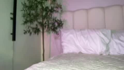 Triana online show from April 3, 2026, 6:28 pm