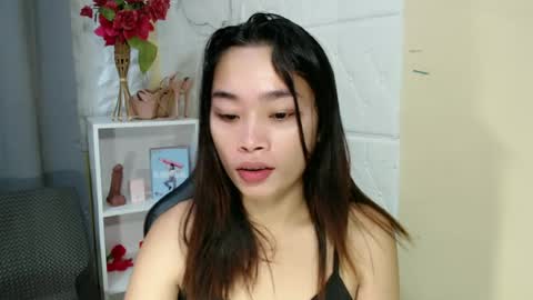 tricia_slut online show from June 22, 2026, 9:34 pm