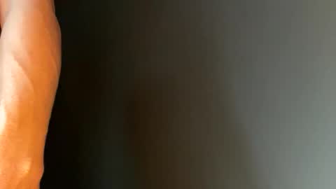 Snapshot of trillahung chatting on April 4, 2026, 6:38 pm WapBopper online show from April 4, 2026, 6:38 pm