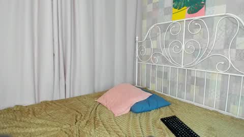 Trina online show from March 7, 2025, 4:02 am