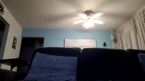 trinicdn online show from September 29, 2025, 4:50 am