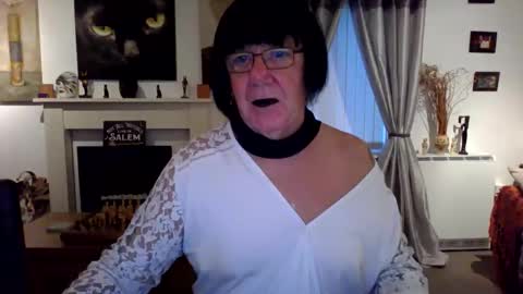 trinity1011 online show from November 8, 2025, 6:57 am