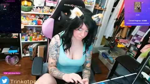 Trin Kat pet online show from September 30, 2025, 7:52 pm