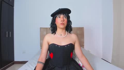 Snapshot of trinydoll chatting on October 12, 2025, 1:10 pm Triny online show from October 12, 2025, 1:10 pm