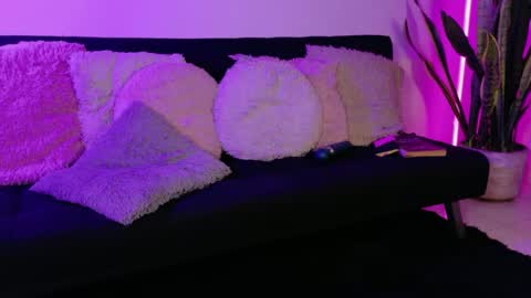 Val martinez  online show from May 2, 2026, 2:27 am