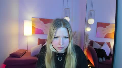 Snapshot of triplesec_ chatting on October 15, 2025, 6:35 am Tasya online show from October 15, 2025, 6:35 am