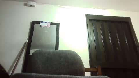 Snapshot of tripode2017 chatting on January 3, 2025, 4:06 pm tripode2017 online show from January 3, 2025, 4:06 pm