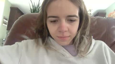 Snapshot of trippybb222 chatting on November 11, 2025, 3:12 pm trippybb222 online show from November 11, 2025, 3:12 pm