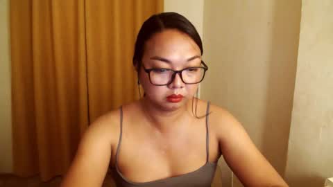 Snapshot of trishakera chatting on November 5, 2025, 2:00 am trisha online show from November 5, 2025, 2:00 am