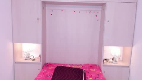 Snapshot of trishamoon chatting on March 5, 2026, 4:52 am TRISHA online show from March 5, 2026, 4:52 am