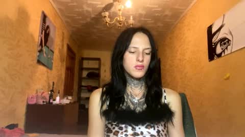 Snapshot of tristalevy chatting on October 19, 2025, 5:13 pm Sofa Im new here and so far I do not take off the panties online show from October 19, 2025, 5:13 pm