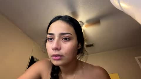Snapshot of tristianmarie chatting on August 4, 2026, 1:31 am tristianmarie online show from August 4, 2026, 1:31 am