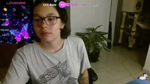 Snapshot of trixie_tangg chatting on May 11, 2026, 12:27 am Kitty online show from May 11, 2026, 12:27 am