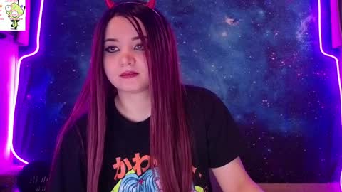 Snapshot of trixiedoescamcam chatting on May 5, 2026, 4:37 pm trixiedoescamcam online show from May 5, 2026, 4:37 pm