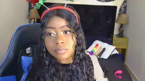TrixieMar online show from December 31, 2024, 1:08 pm