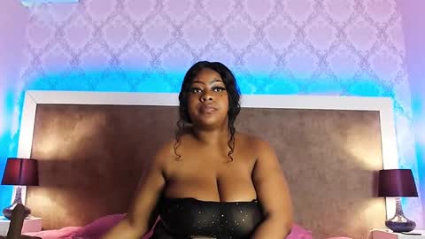 TrixieMar online show from February 6, 2025, 10:10 pm