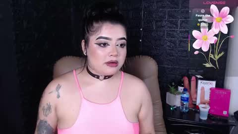 trixxiee_ online show from February 19, 2025, 11:28 am
