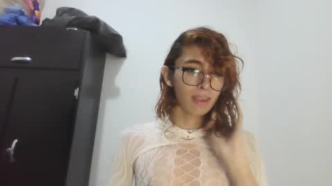 Trixy Rose online show from December 20, 2024, 9:50 pm