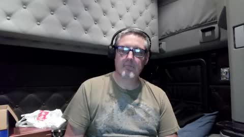 TiggerLover73 online show from September 30, 2025, 1:21 am