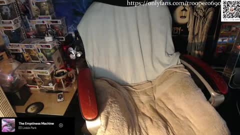 Snapshot of trooper0690 chatting on April 10, 2026, 5:28 pm trooper0690 online show from April 10, 2026, 5:28 pm