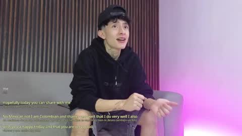 Snapshot of troy_rouge chatting on September 19, 2025, 7:25 pm Troy online show from September 19, 2025, 7:25 pm