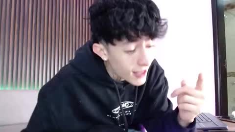 Snapshot of troy_rouge chatting on October 10, 2025, 7:24 pm Troy online show from October 10, 2025, 7:24 pm