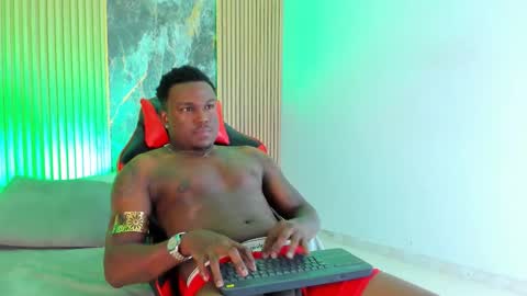 Snapshot of troykhalil chatting on September 19, 2025, 12:23 am Troy Khalil online show from September 19, 2025, 12:23 am