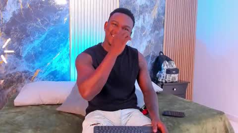 Snapshot of troykhalil chatting on October 16, 2025, 11:17 pm Troy Khalil online show from October 16, 2025, 11:17 pm