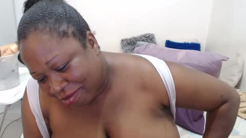 TrueBella30 online show from December 18, 2024, 9:14 am