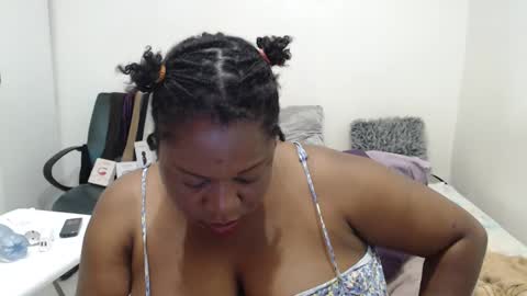 TrueBella30 online show from January 2, 2025, 5:57 am