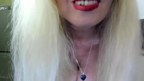 Snapshot of truefoxyyy chatting on July 23, 2026, 7:45 pm Fox online show from July 23, 2026, 7:45 pm
