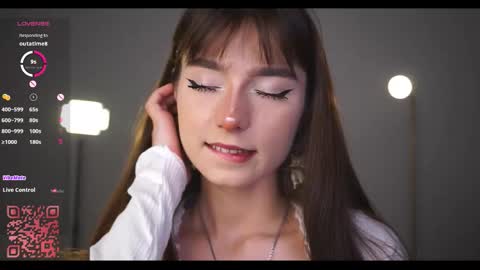 Snapshot of truegrace chatting on February 28, 2026, 10:11 pm Grace online show from February 28, 2026, 10:11 pm