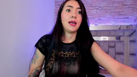 Snapshot of truelove_art chatting on January 21, 2025, 3:10 pm online show from January 21, 2025, 3:10 pm