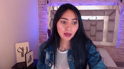 Snapshot of truelove_art chatting on February 21, 2025, 2:59 pm online show from February 21, 2025, 2:59 pm