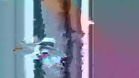 ts hugecock top online show from November 3, 2025, 9:32 am