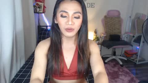 Jade online show from December 15, 2024, 2:19 am