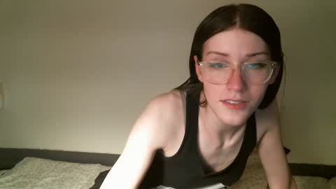 Snapshot of ts_librarian chatting on February 8, 2025, 3:30 am Elisabeth online show from February 8, 2025, 3:30 am