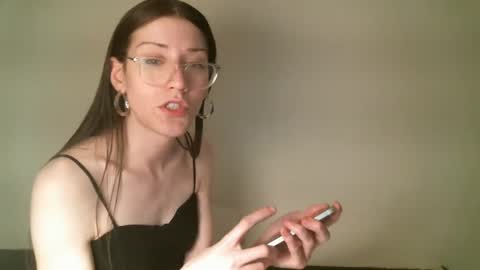 Snapshot of ts_librarian chatting on March 8, 2025, 11:58 am Elisabeth online show from March 8, 2025, 11:58 am