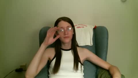 Snapshot of ts_librarian chatting on September 22, 2025, 3:19 am Elisabeth online show from September 22, 2025, 3:19 am