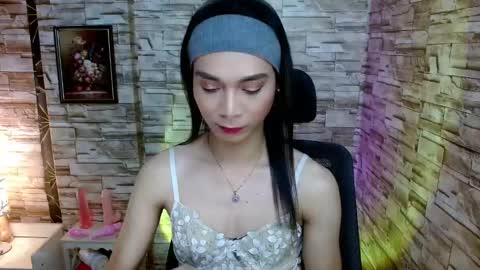 Tina online show from March 7, 2025, 8:11 pm
