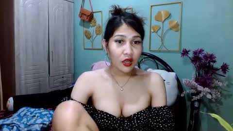 SHENA  online show from December 22, 2024, 1:55 pm