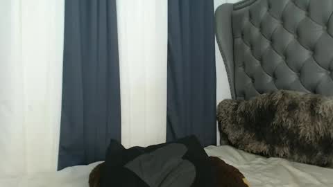 Snapshot of tskitty_girl chatting on March 6, 2025, 10:09 am tskitty_girl online show from March 6, 2025, 10:09 am