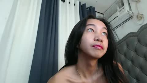 Snapshot of tskitty_girl chatting on March 8, 2025, 6:43 am tskitty_girl online show from March 8, 2025, 6:43 am